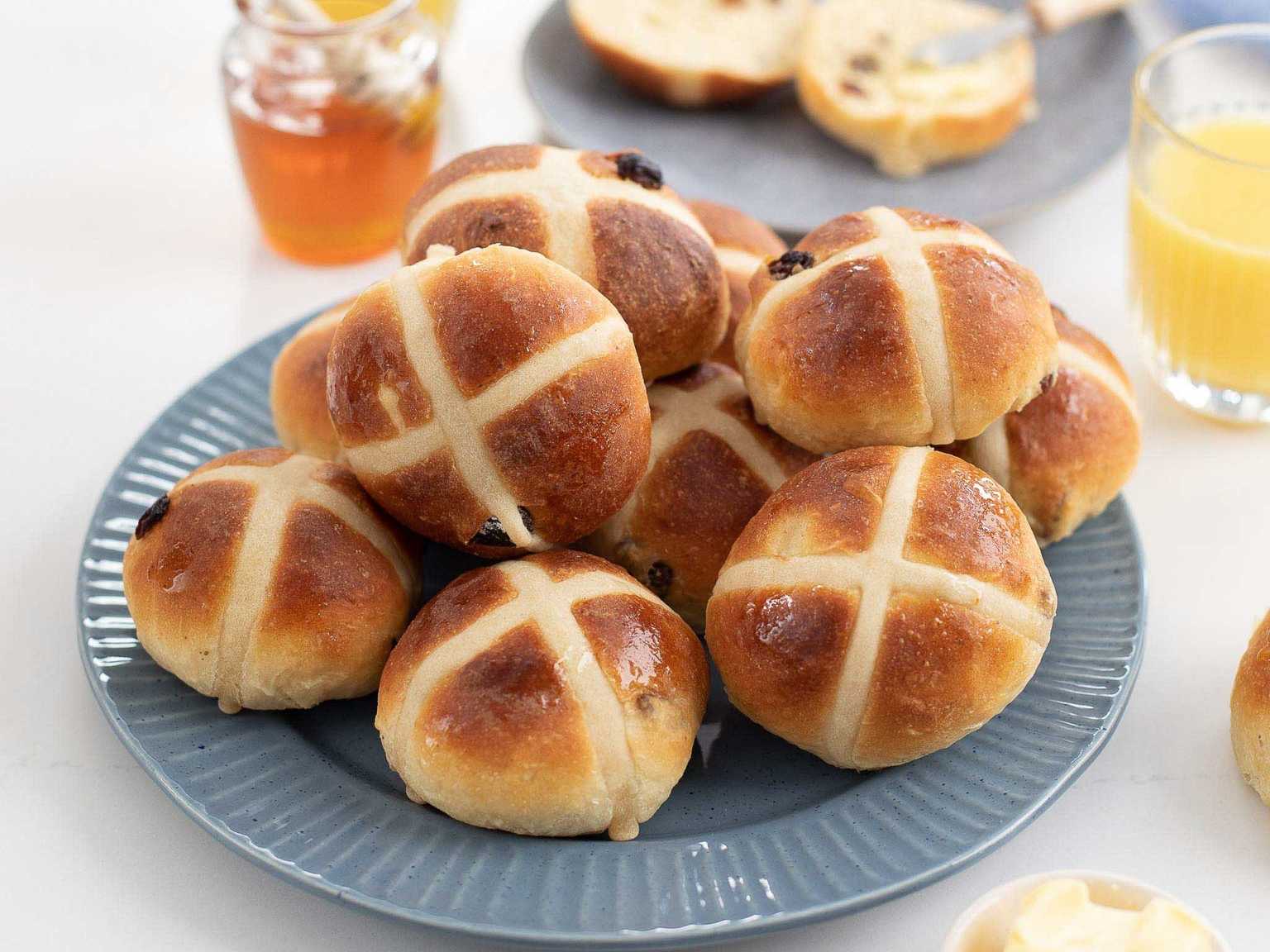 Cross Bun